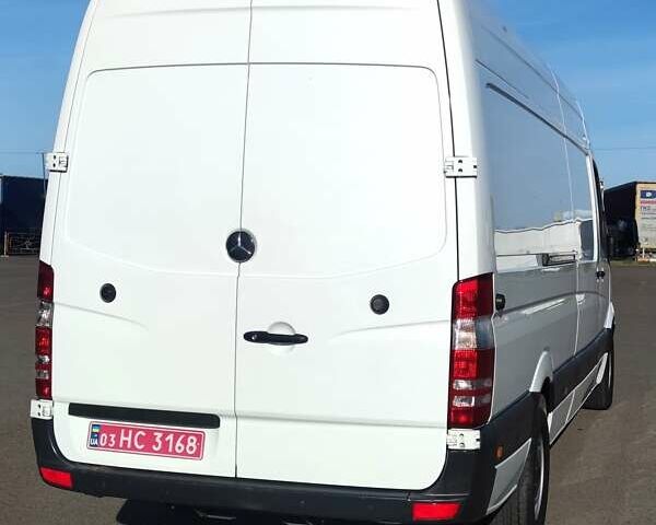 Белый Мерседес Sprinter, объемом двигателя 2.1 л и пробегом 301 тыс. км за 15999 $, фото 21 на Automoto.ua