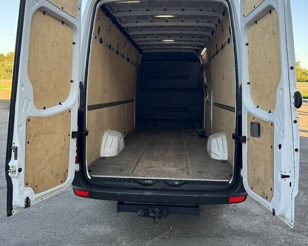 Белый Мерседес Sprinter, объемом двигателя 2.1 л и пробегом 325 тыс. км за 15999 $, фото 40 на Automoto.ua
