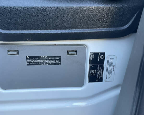 Білий Мерседес Sprinter, об'ємом двигуна 1.8 л та пробігом 600 тис. км за 16500 $, фото 22 на Automoto.ua