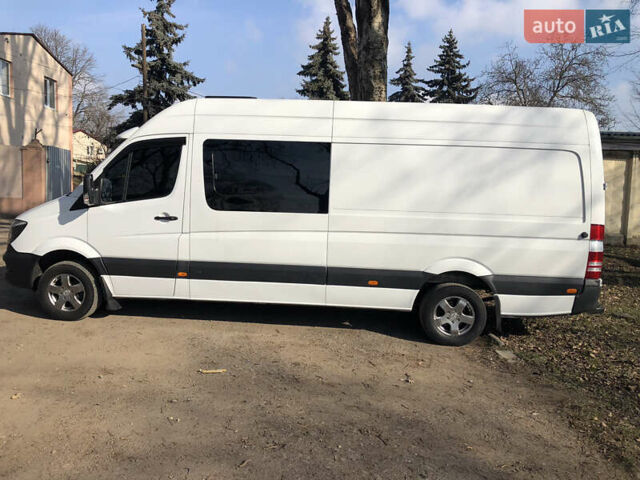 Белый Мерседес Sprinter, объемом двигателя 2.14 л и пробегом 350 тыс. км за 18999 $, фото 3 на Automoto.ua