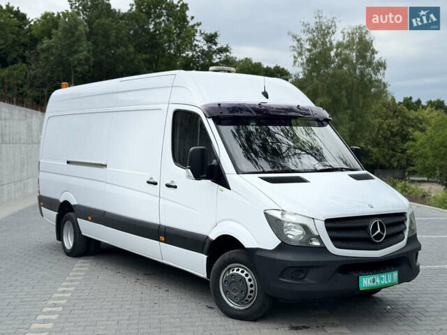 Белый Мерседес Sprinter, объемом двигателя 3 л и пробегом 245 тыс. км за 35351 $, фото 1 на Automoto.ua