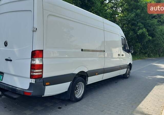 Белый Мерседес Sprinter, объемом двигателя 3 л и пробегом 245 тыс. км за 35350 $, фото 3 на Automoto.ua