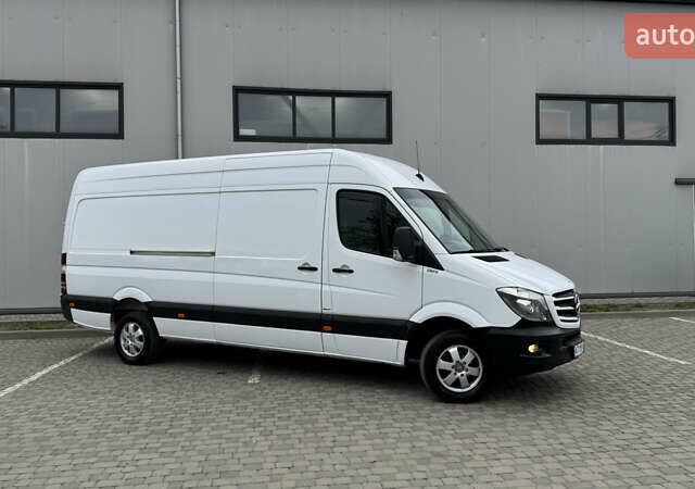 Белый Мерседес Sprinter, объемом двигателя 3 л и пробегом 440 тыс. км за 28500 $, фото 6 на Automoto.ua