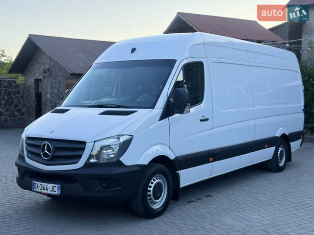 Белый Мерседес Sprinter, объемом двигателя 0 л и пробегом 500 тыс. км за 14999 $, фото 1 на Automoto.ua