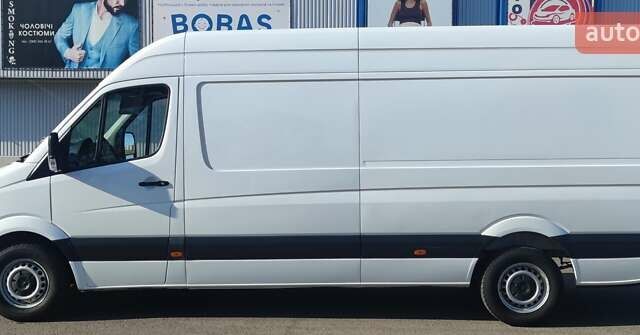 Белый Мерседес Sprinter, объемом двигателя 2.1 л и пробегом 301 тыс. км за 15999 $, фото 5 на Automoto.ua