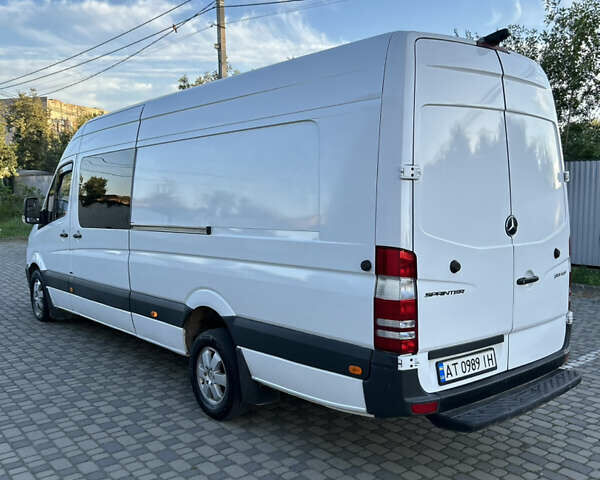 Білий Мерседес Sprinter, об'ємом двигуна 3 л та пробігом 530 тис. км за 26999 $, фото 54 на Automoto.ua