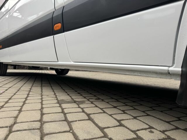Белый Мерседес Sprinter, объемом двигателя 0 л и пробегом 564 тыс. км за 21999 $, фото 13 на Automoto.ua