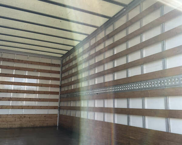Білий Мерседес Sprinter, об'ємом двигуна 1.8 л та пробігом 600 тис. км за 16500 $, фото 34 на Automoto.ua