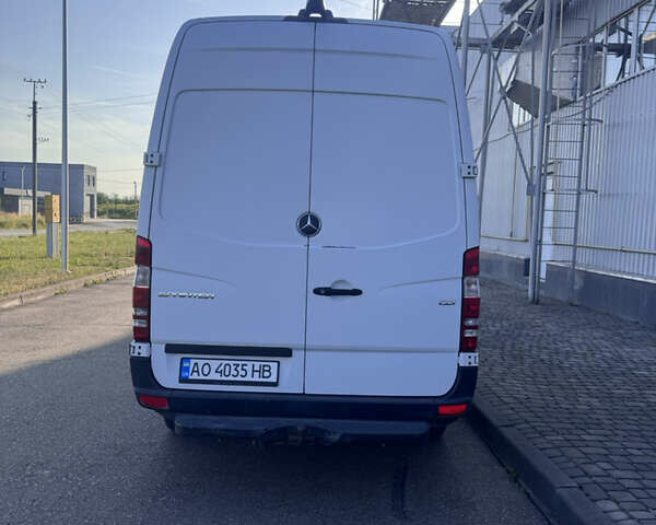 Білий Мерседес Sprinter, об'ємом двигуна 2.2 л та пробігом 329 тис. км за 15999 $, фото 3 на Automoto.ua
