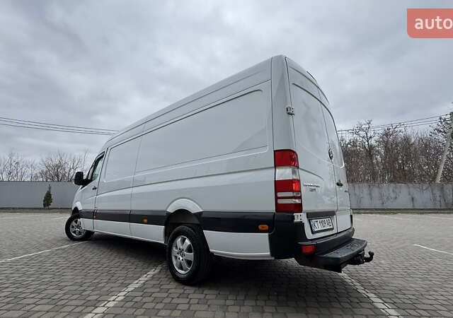 Белый Мерседес Sprinter, объемом двигателя 3 л и пробегом 440 тыс. км за 28500 $, фото 67 на Automoto.ua