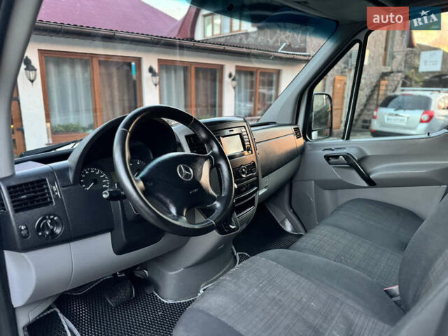 Белый Мерседес Sprinter, объемом двигателя 2.1 л и пробегом 431 тыс. км за 16499 $, фото 34 на Automoto.ua
