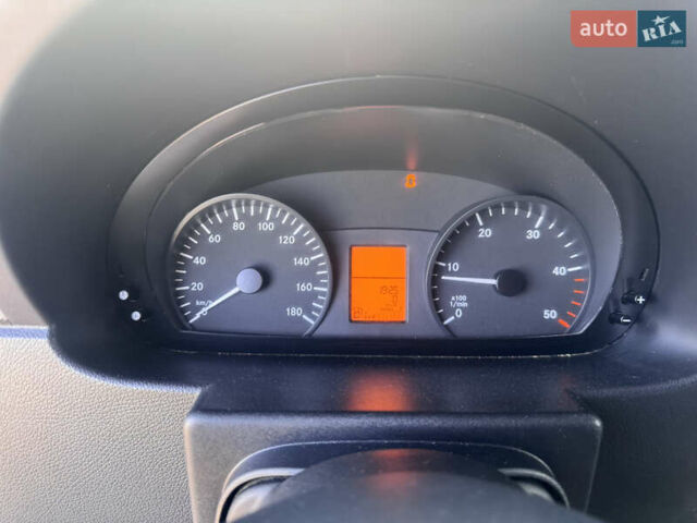 Білий Мерседес Sprinter, об'ємом двигуна 2.2 л та пробігом 329 тис. км за 15999 $, фото 15 на Automoto.ua