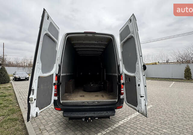 Белый Мерседес Sprinter, объемом двигателя 3 л и пробегом 440 тыс. км за 28500 $, фото 26 на Automoto.ua