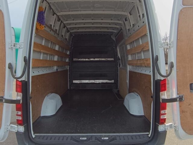 Белый Мерседес Sprinter, объемом двигателя 2.1 л и пробегом 291 тыс. км за 15500 $, фото 12 на Automoto.ua