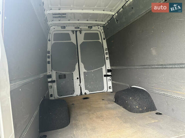 Білий Мерседес Sprinter, об'ємом двигуна 2.14 л та пробігом 400 тис. км за 23500 $, фото 19 на Automoto.ua