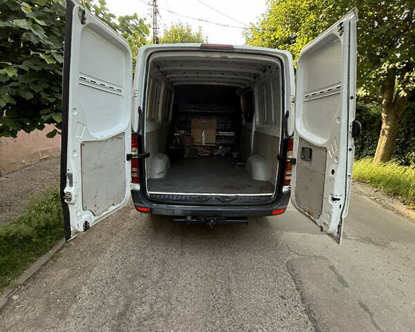 Белый Мерседес Sprinter, объемом двигателя 2.1 л и пробегом 303 тыс. км за 16500 $, фото 15 на Automoto.ua