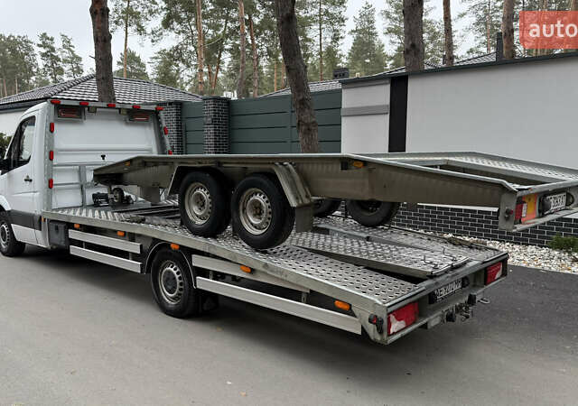 Белый Мерседес Sprinter, объемом двигателя 2.2 л и пробегом 320 тыс. км за 18500 $, фото 5 на Automoto.ua