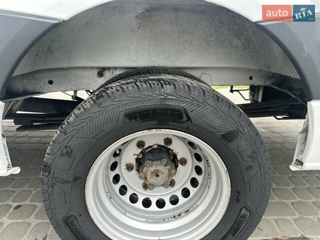 Білий Мерседес Sprinter, об'ємом двигуна 2.14 л та пробігом 400 тис. км за 23500 $, фото 14 на Automoto.ua