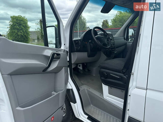Білий Мерседес Sprinter, об'ємом двигуна 2.14 л та пробігом 400 тис. км за 23500 $, фото 20 на Automoto.ua