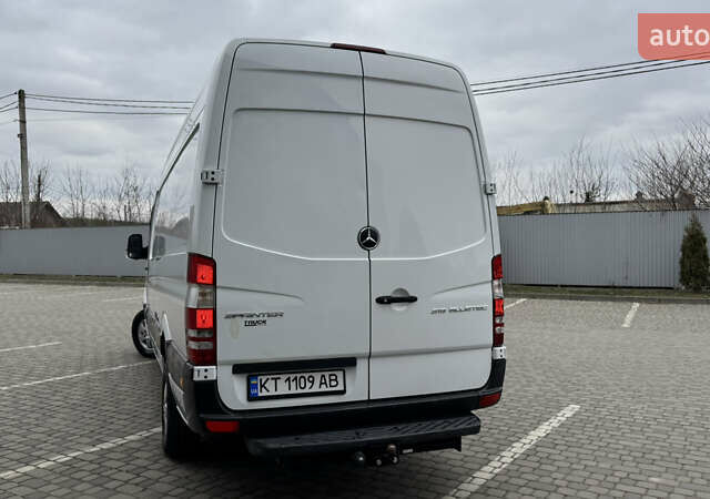 Белый Мерседес Sprinter, объемом двигателя 3 л и пробегом 440 тыс. км за 28500 $, фото 65 на Automoto.ua