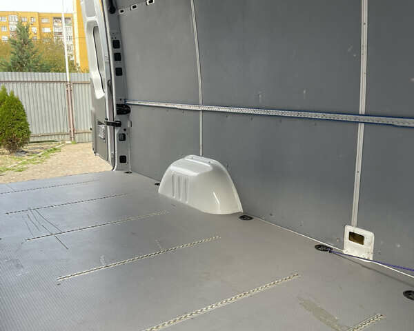 Білий Мерседес Sprinter, об'ємом двигуна 2.14 л та пробігом 173 тис. км за 23999 $, фото 13 на Automoto.ua