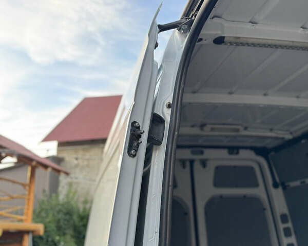 Белый Мерседес Sprinter, объемом двигателя 2.1 л и пробегом 385 тыс. км за 14999 $, фото 78 на Automoto.ua