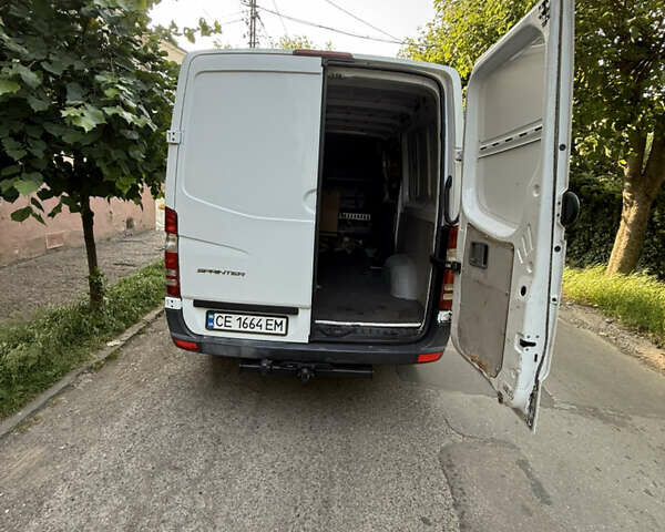 Белый Мерседес Sprinter, объемом двигателя 2.1 л и пробегом 303 тыс. км за 16500 $, фото 14 на Automoto.ua