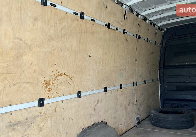 Белый Мерседес Sprinter, объемом двигателя 2.14 л и пробегом 262 тыс. км за 18000 $, фото 16 на Automoto.ua