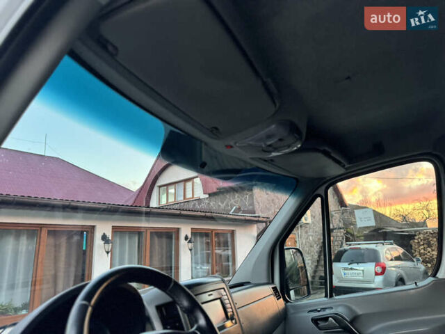 Белый Мерседес Sprinter, объемом двигателя 2.1 л и пробегом 431 тыс. км за 16499 $, фото 31 на Automoto.ua