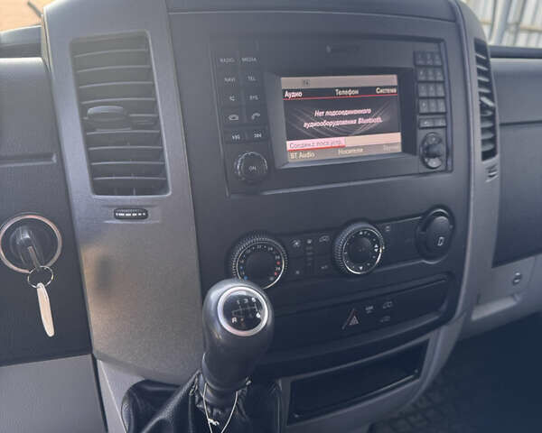 Білий Мерседес Sprinter, об'ємом двигуна 2.2 л та пробігом 329 тис. км за 15999 $, фото 12 на Automoto.ua