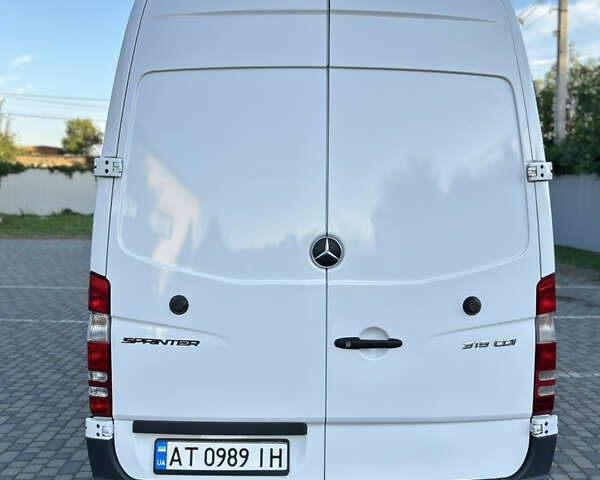 Білий Мерседес Sprinter, об'ємом двигуна 3 л та пробігом 530 тис. км за 26999 $, фото 14 на Automoto.ua