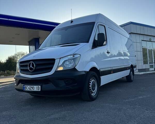 Белый Мерседес Sprinter, объемом двигателя 2.1 л и пробегом 325 тыс. км за 15999 $, фото 6 на Automoto.ua