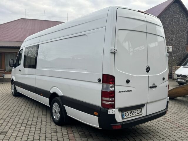 Белый Мерседес Sprinter, объемом двигателя 2.1 л и пробегом 564 тыс. км за 21999 $, фото 6 на Automoto.ua