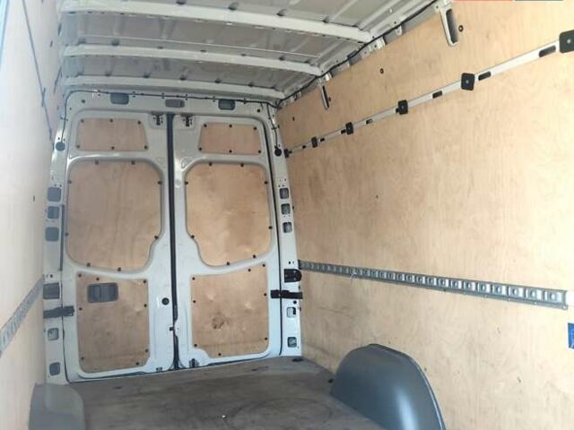 Белый Мерседес Sprinter, объемом двигателя 2.1 л и пробегом 301 тыс. км за 15999 $, фото 40 на Automoto.ua