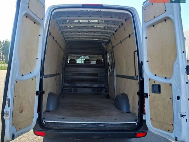 Белый Мерседес Sprinter, объемом двигателя 2.1 л и пробегом 301 тыс. км за 15999 $, фото 37 на Automoto.ua
