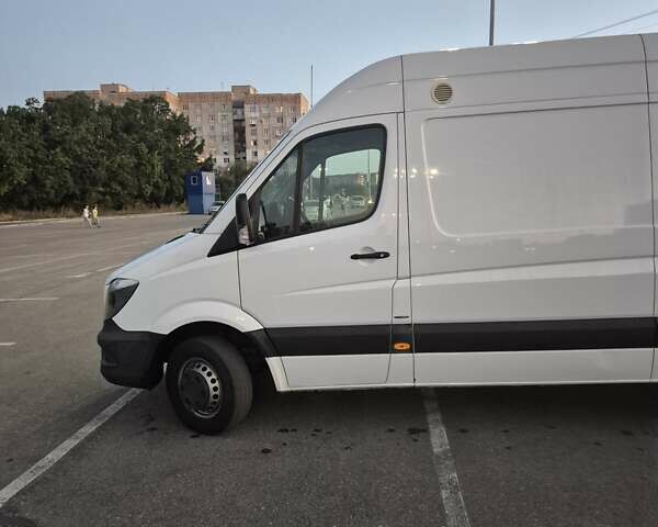 Белый Мерседес Sprinter, объемом двигателя 3 л и пробегом 386 тыс. км за 35000 $, фото 21 на Automoto.ua