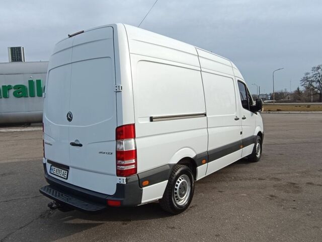 Белый Мерседес Sprinter, объемом двигателя 2.1 л и пробегом 291 тыс. км за 15500 $, фото 3 на Automoto.ua