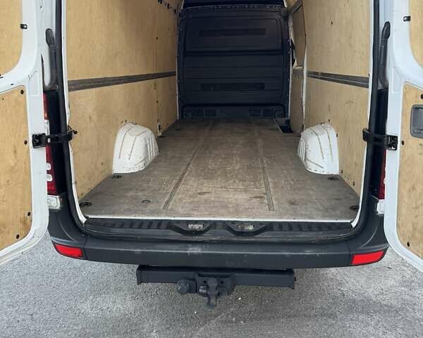 Белый Мерседес Sprinter, объемом двигателя 2.1 л и пробегом 325 тыс. км за 15999 $, фото 39 на Automoto.ua