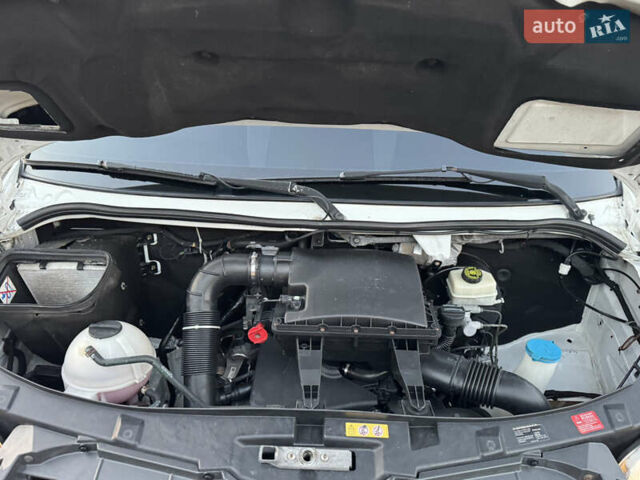 Белый Мерседес Sprinter, объемом двигателя 2.1 л и пробегом 431 тыс. км за 16499 $, фото 13 на Automoto.ua