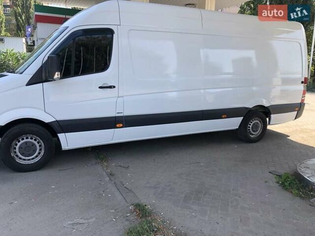Белый Мерседес Sprinter, объемом двигателя 2.87 л и пробегом 400 тыс. км за 17500 $, фото 4 на Automoto.ua