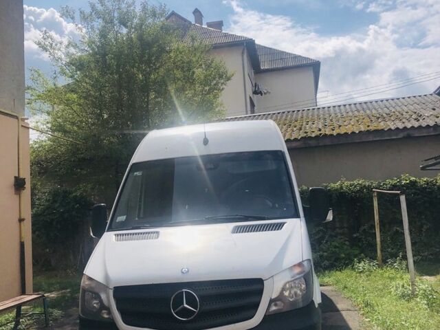 Белый Мерседес Sprinter, объемом двигателя 2.2 л и пробегом 423 тыс. км за 16358 $, фото 7 на Automoto.ua
