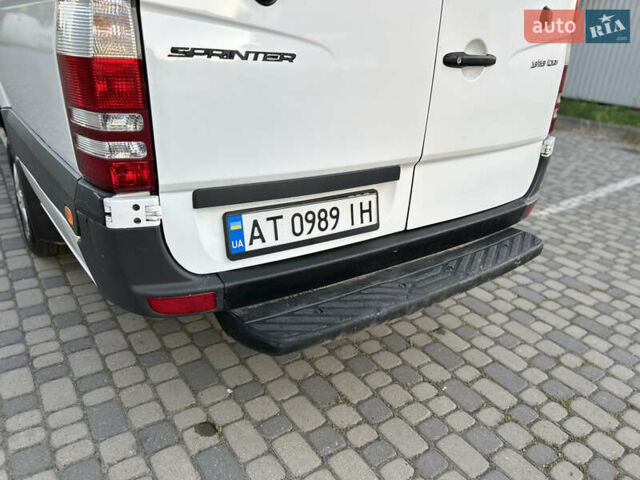 Білий Мерседес Sprinter, об'ємом двигуна 3 л та пробігом 530 тис. км за 26999 $, фото 51 на Automoto.ua