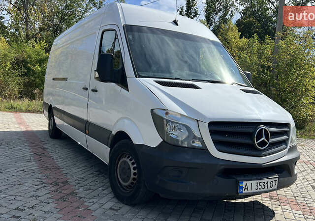 Белый Мерседес Sprinter, объемом двигателя 2.14 л и пробегом 262 тыс. км за 18000 $, фото 2 на Automoto.ua