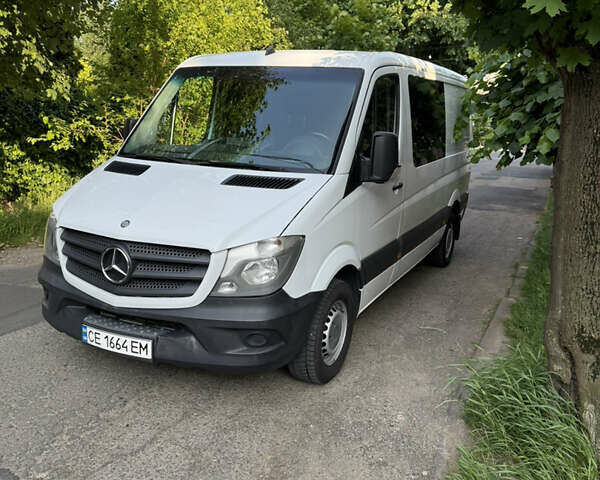 Белый Мерседес Sprinter, объемом двигателя 2.1 л и пробегом 303 тыс. км за 16500 $, фото 1 на Automoto.ua