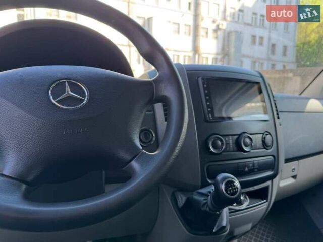 Белый Мерседес Sprinter, объемом двигателя 0 л и пробегом 220 тыс. км за 16500 $, фото 7 на Automoto.ua