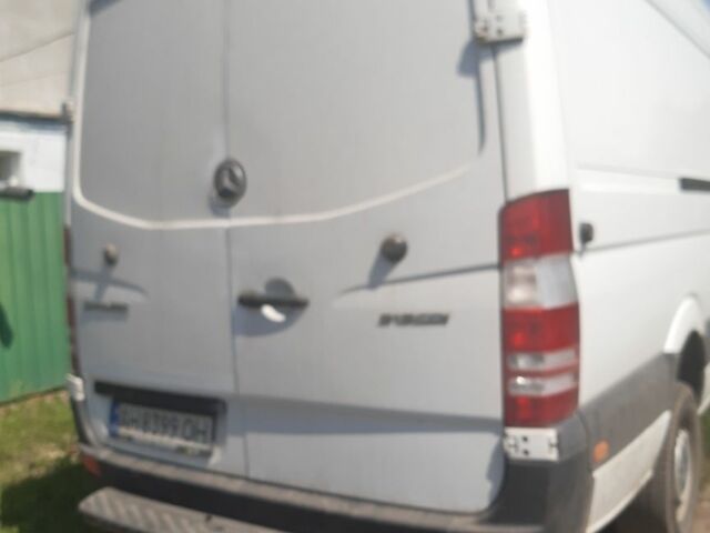 Белый Мерседес Sprinter, объемом двигателя 2 л и пробегом 330 тыс. км за 14100 $, фото 2 на Automoto.ua