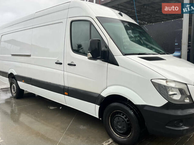 Білий Мерседес Sprinter, об'ємом двигуна 2.14 л та пробігом 260 тис. км за 17300 $, фото 1 на Automoto.ua