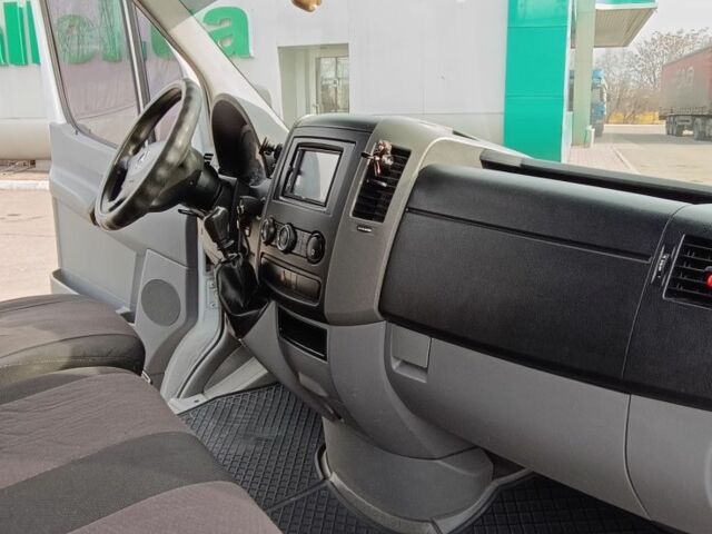Белый Мерседес Sprinter, объемом двигателя 2.1 л и пробегом 291 тыс. км за 15500 $, фото 6 на Automoto.ua