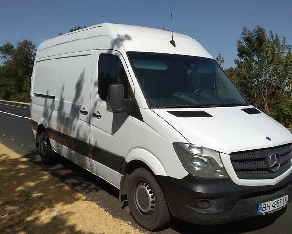 Белый Мерседес Sprinter, объемом двигателя 2.2 л и пробегом 399 тыс. км за 15600 $, фото 2 на Automoto.ua