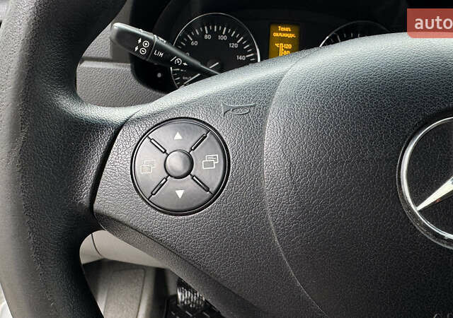 Белый Мерседес Sprinter, объемом двигателя 3 л и пробегом 440 тыс. км за 28500 $, фото 45 на Automoto.ua